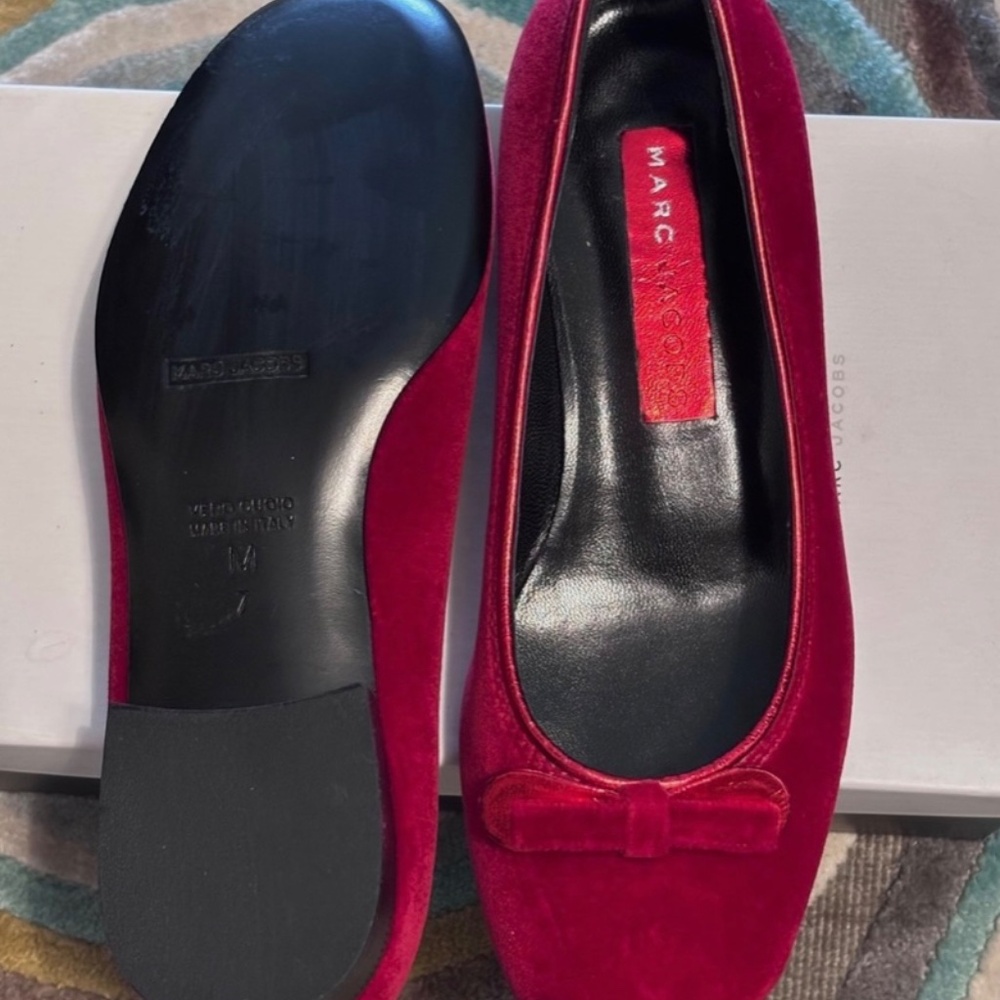 Marc Jacob’s Red Velvet Ballet Flats with Bow Slip On Sz 7 - Picture 6 of 7